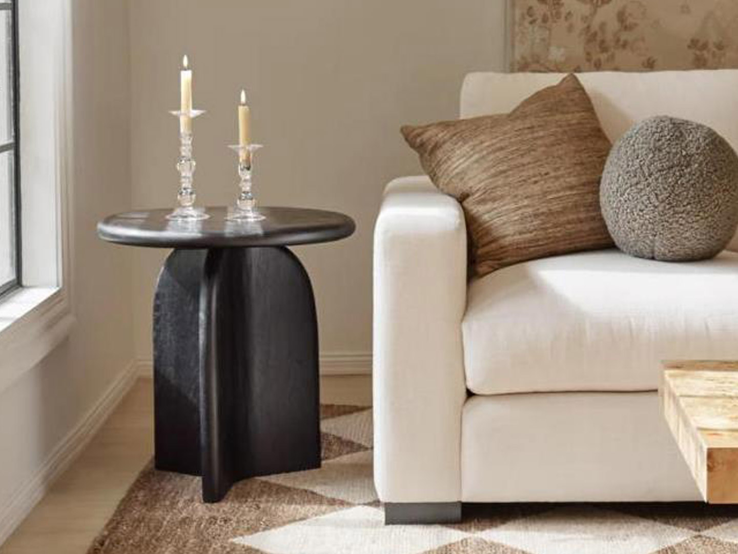 Modern minimalist project B&B living room coffe...