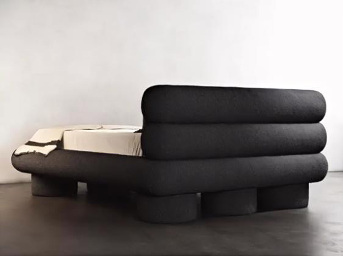 B&B Resort Furniture Double Bed Q-136