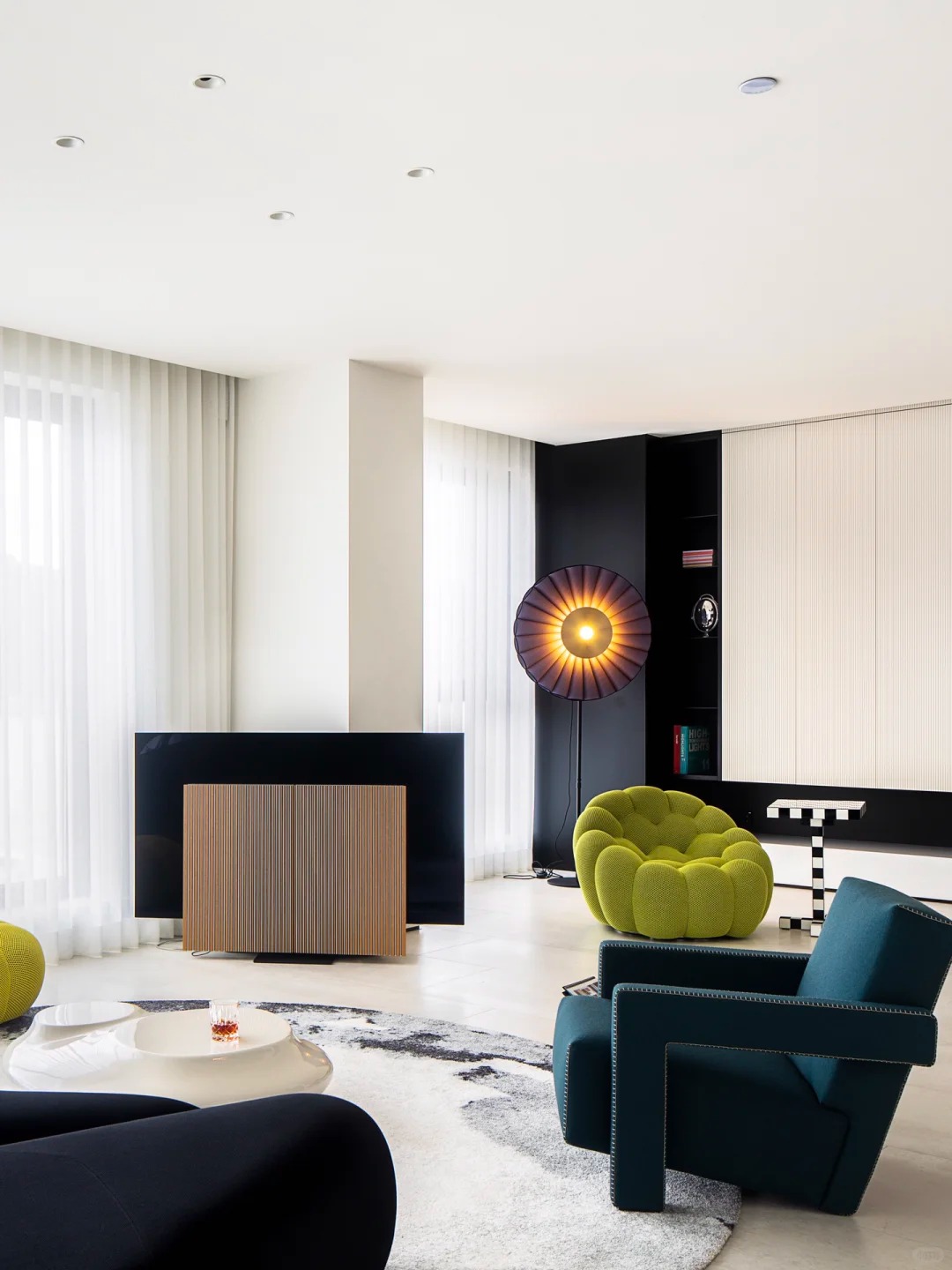 Modern fashion | Home of modern aesth...