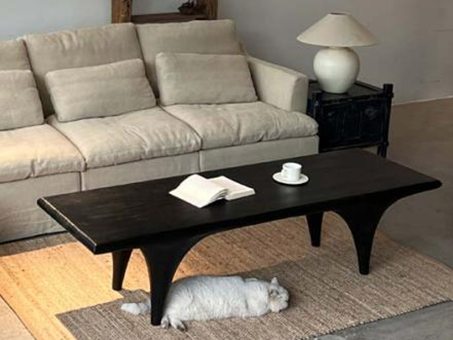 High-end custom coffee table for hotels, reside...