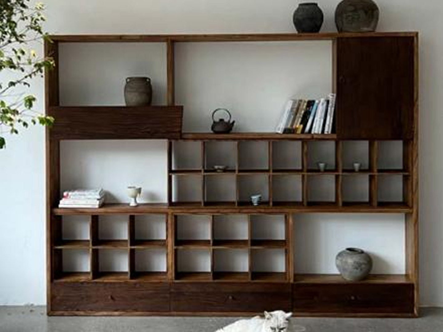 High-end B&B Resort Furniture Jewelry Cabinet Q...