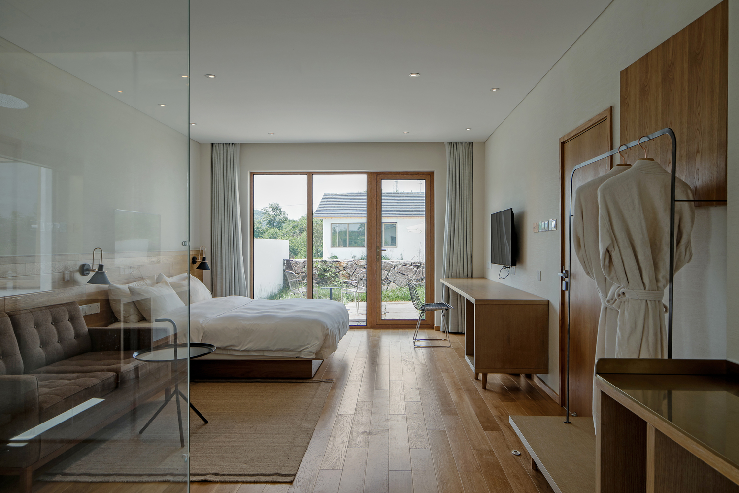 Case study of log-style Valley House bouti...