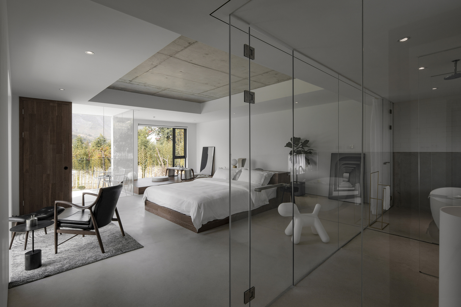Simple log style boutique resort hotel case