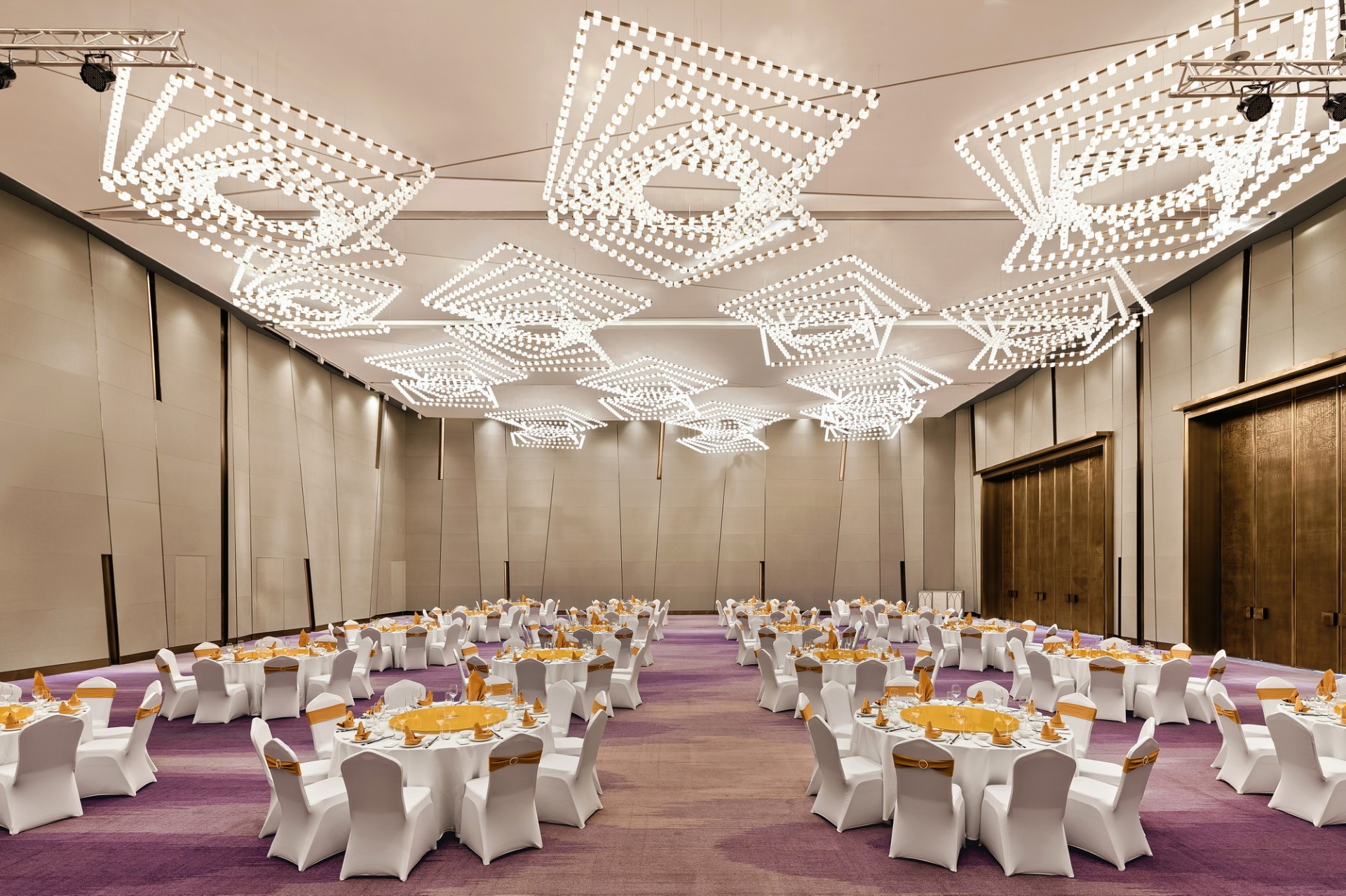 Modern Luxury Boutique Hotel Case Appreciation
