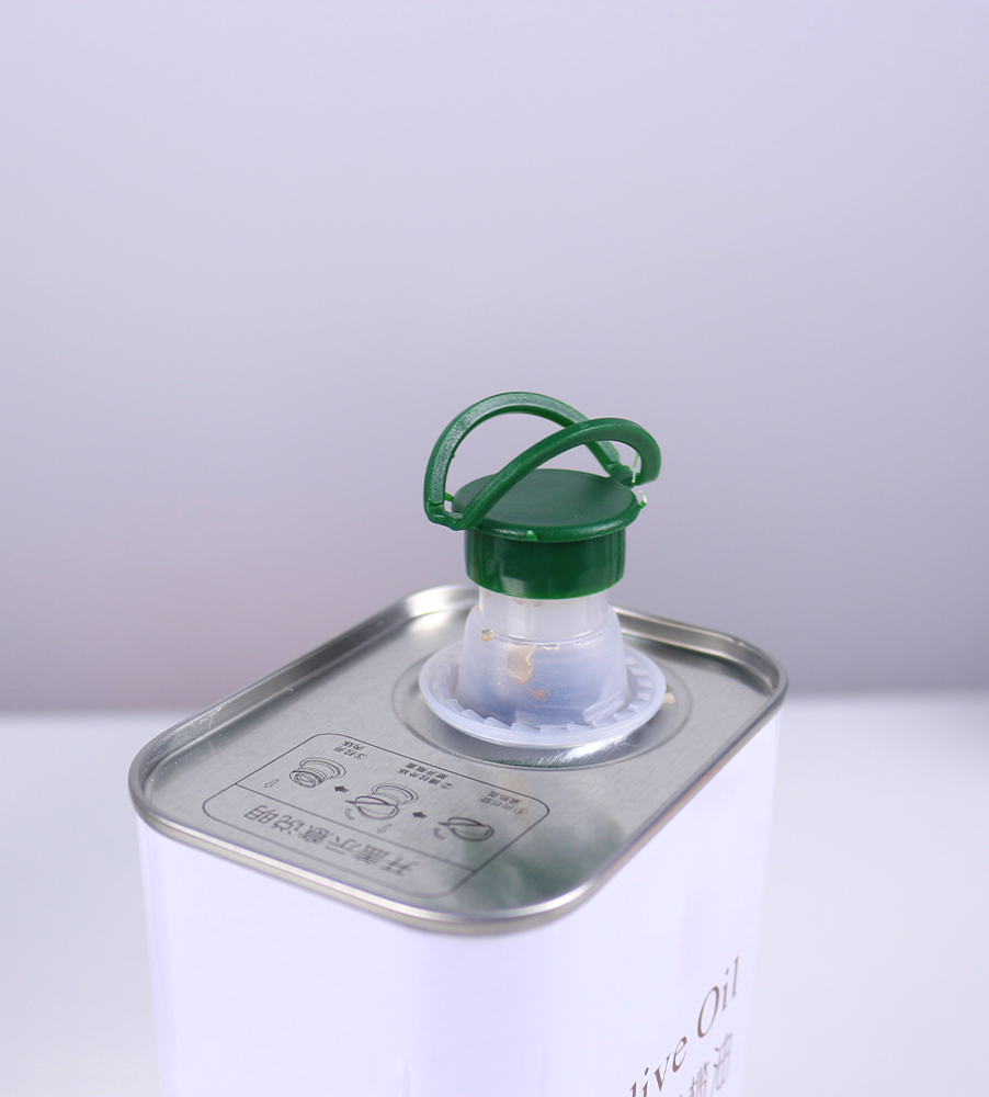 32mm-Plastic-Spoutscm4