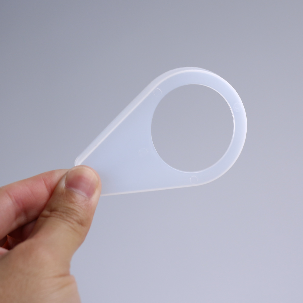 Plastic-Spout-2lv7