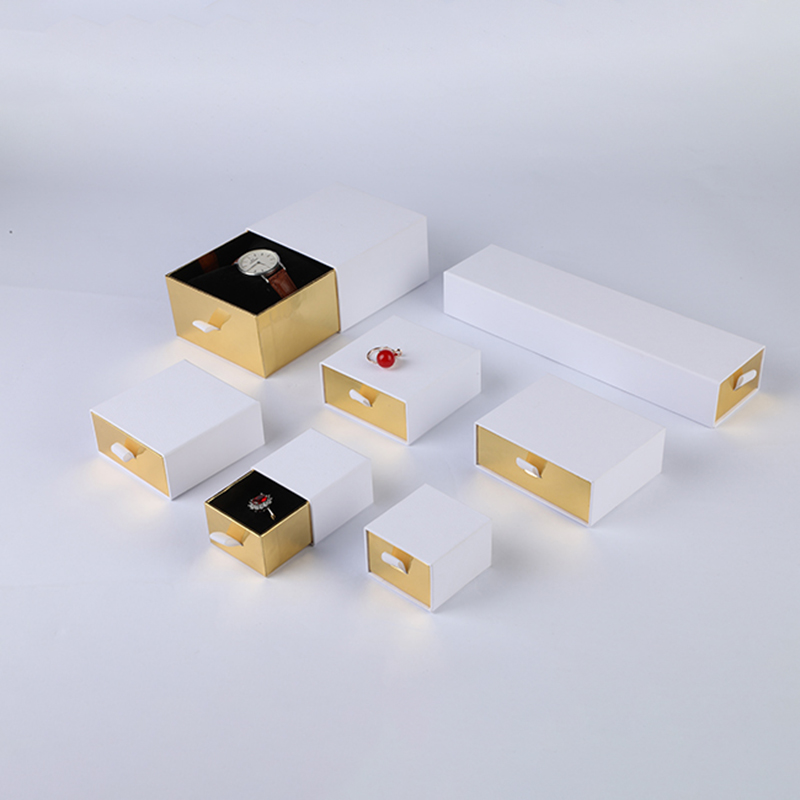 PP3 Classic pop white with gold drawer style jewelry box