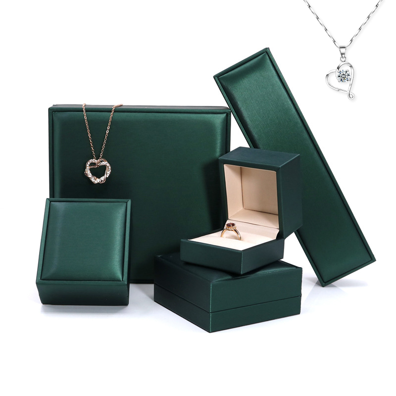 XY0132  Leather Jewelry boxes for sets: necklace/ring/earrings