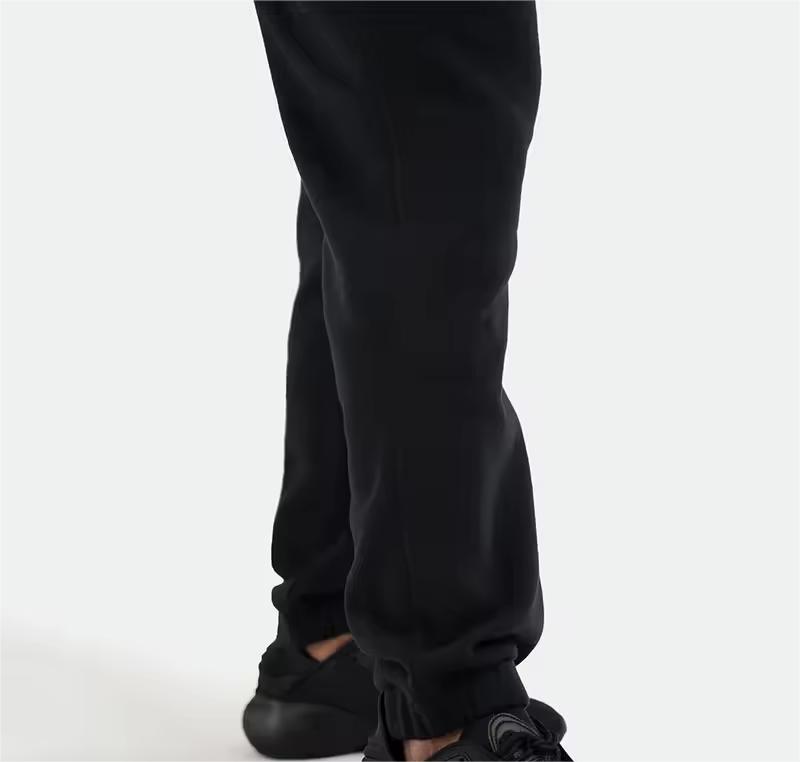 Men Gym Jogger dengan Poket Sisi (2)kmx