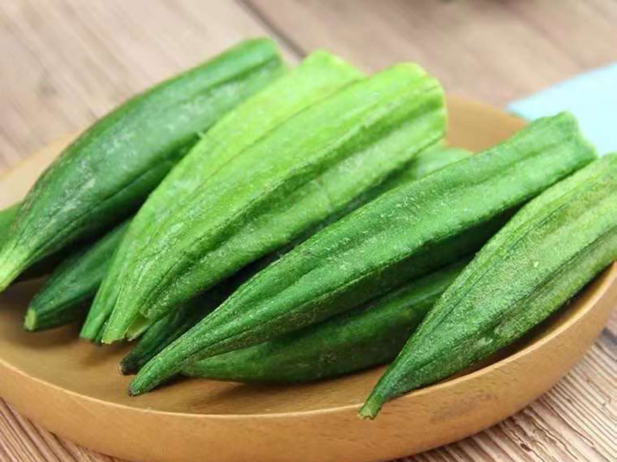 Lilijia vacuum fried okra