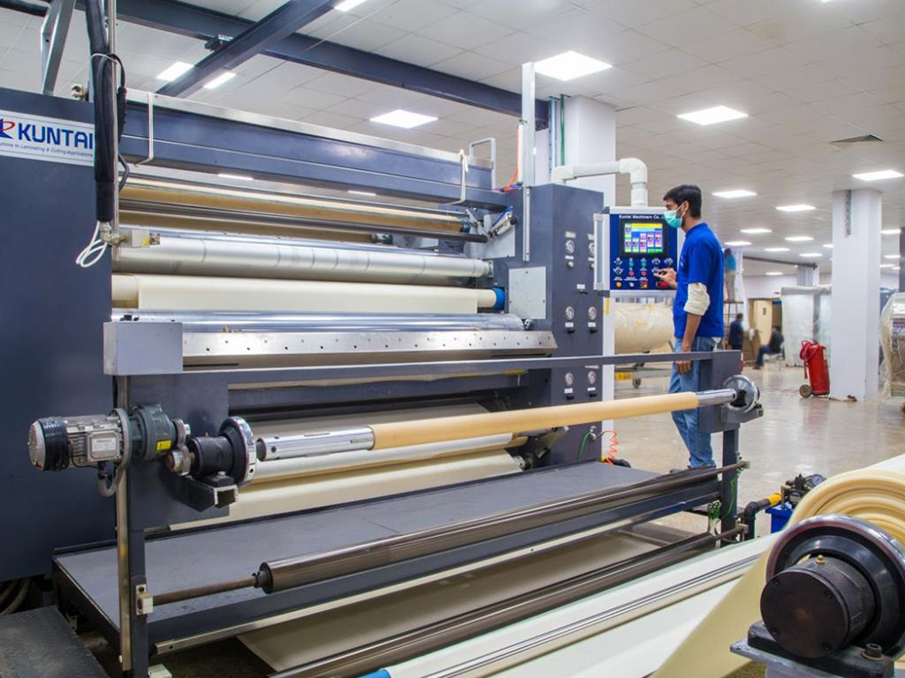 PLC control Automatic Hot Melt Laminating Machine for Sofa Fabric