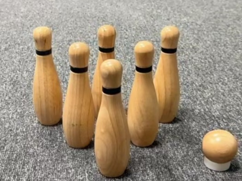 Bowling is popular all over the country, setting off a new wave of national fitness