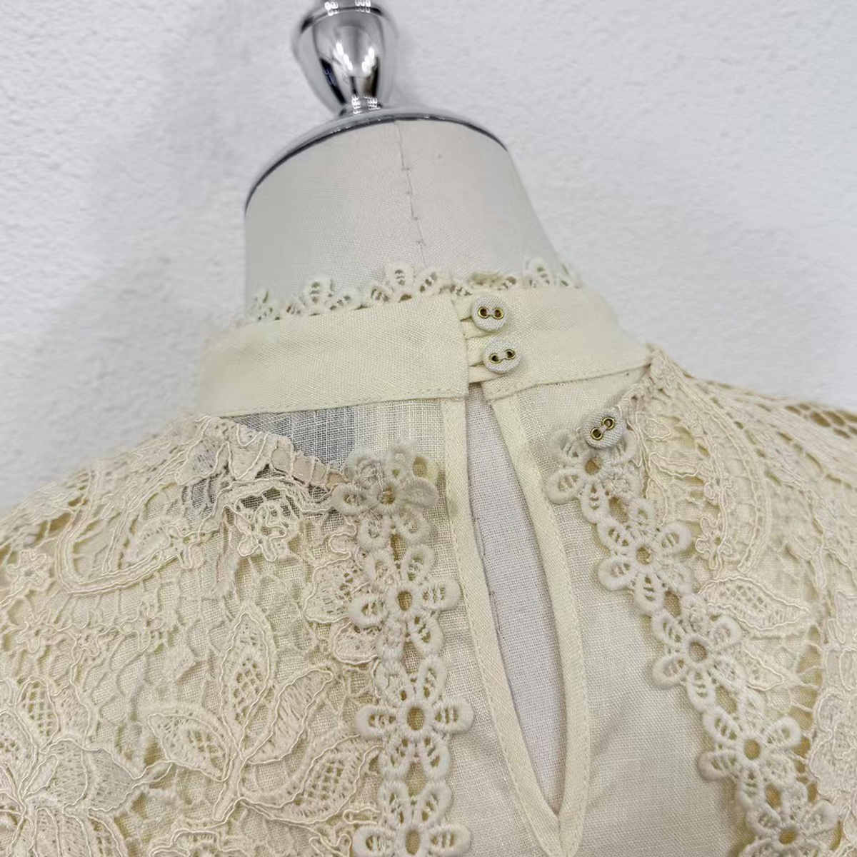 Bohemian Linen Top with Detachable Crochet Collar Resort & Wedding Guest Wear OEMODM (7).jpg
