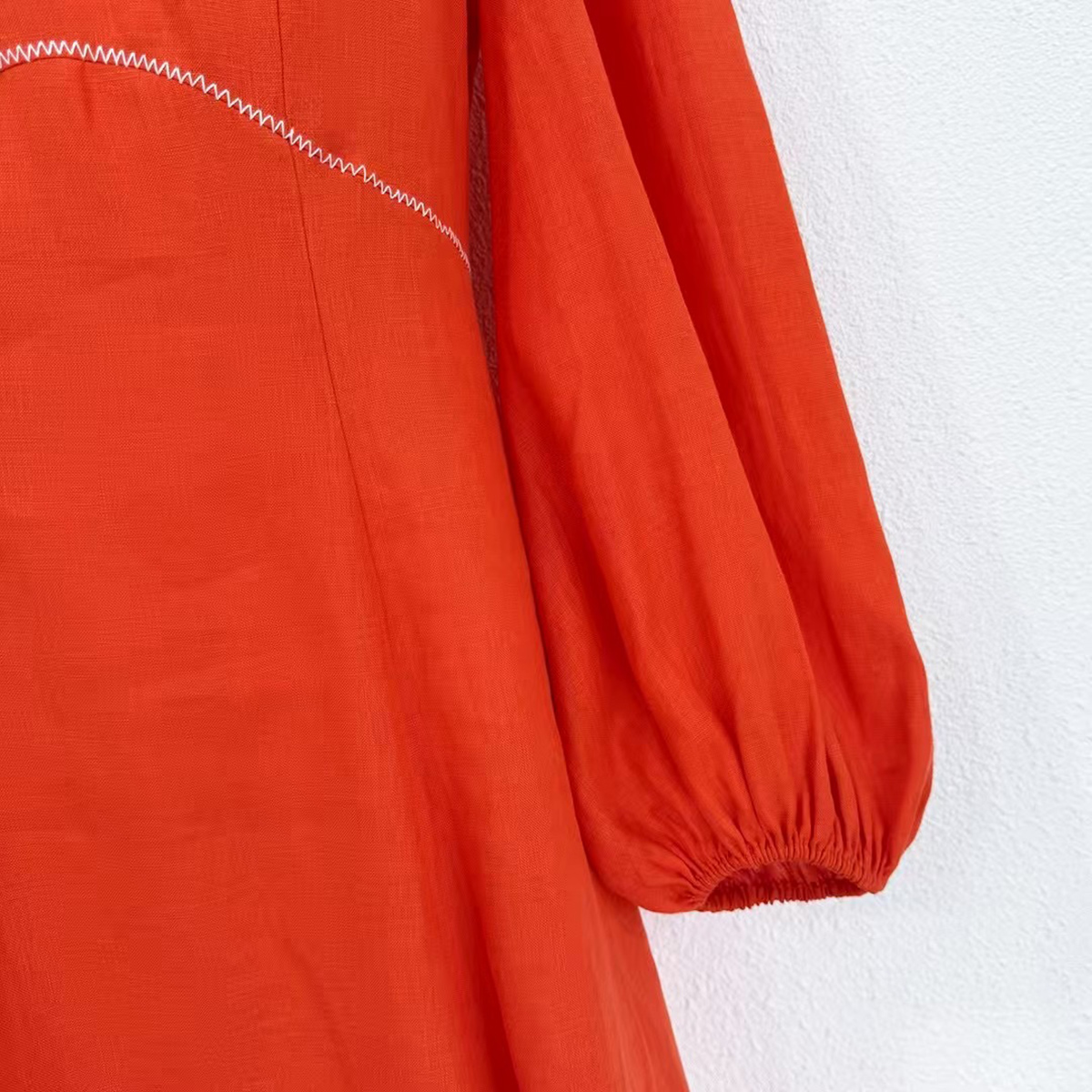 Elegant Red Linen Midi Dress with Puff Sleeves Resort & Special Occasion Wear OEMODM (3).jpg