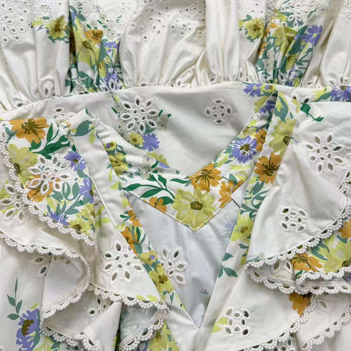 Ethereal Floral Mini Dress with Smocked Details Garden Party & Resort Wear OEMODM (4).jpg
