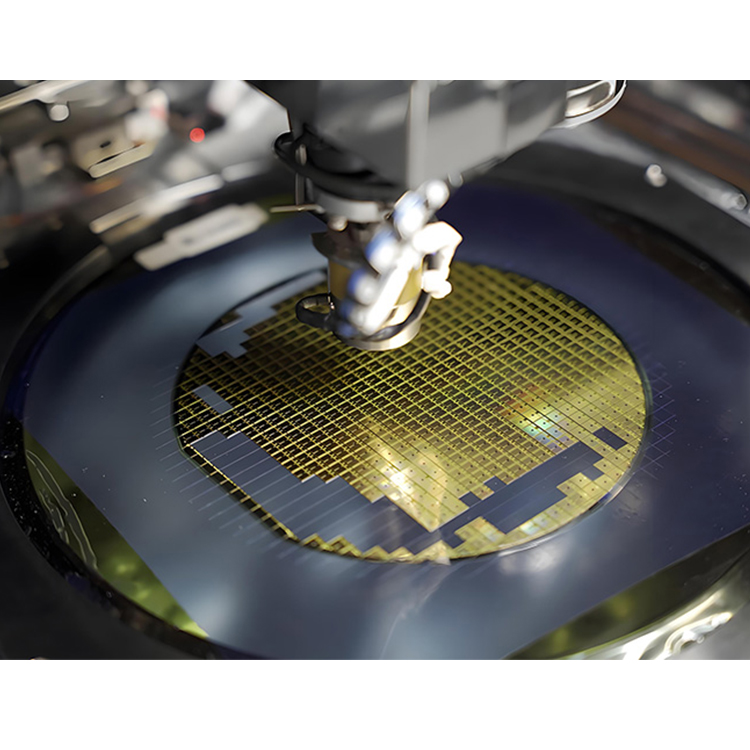 La Rolo de Industriaj Fornoj en Ĉipa Enpakado kaj Kuracado