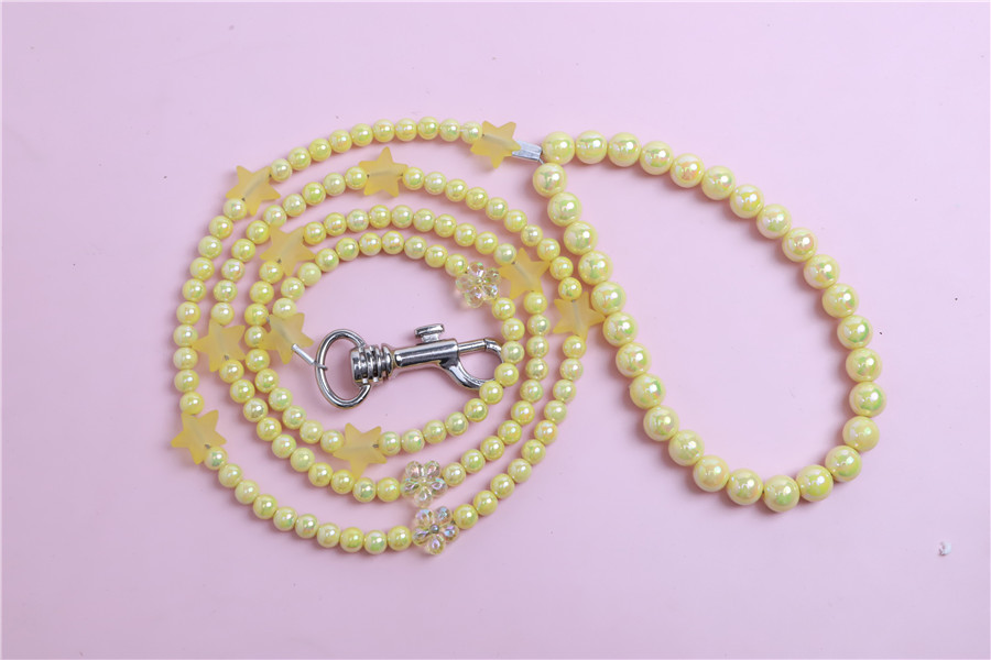 Exquisite Pet Acrylic Bead Leash