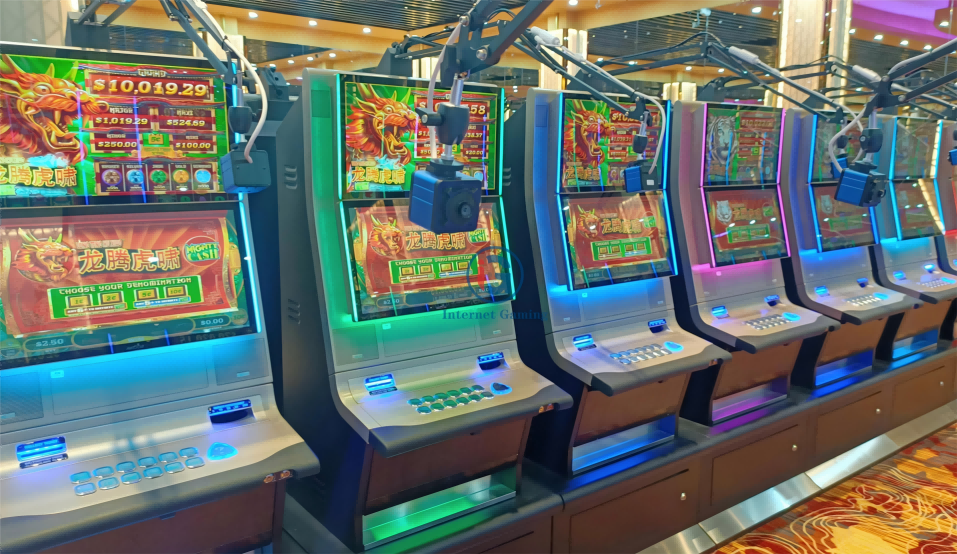 aristocrat-helix-upright-dual-27-inch-casino-video-slot-machine-3