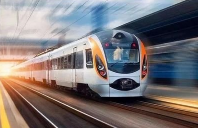 Demiryolu Taşımacılığı Endüstrisinde Endüstriyel Dayanıklı Dizüstü Bilgisayarların Uygulama Örnekleri