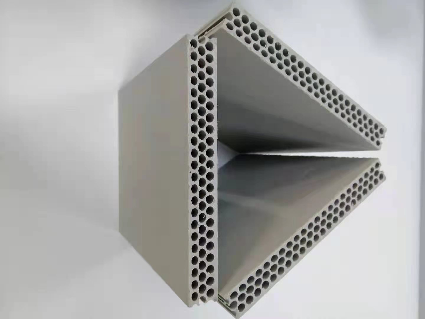 2e11256a768ee18ef66242038482f0e.jpg