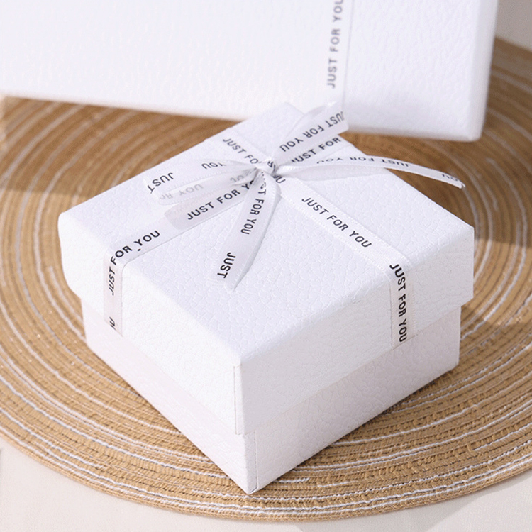 Top-End Custom Eternal Rose Proposal Valentijn Verjaardagscadeau Sieraden Verpakking Geschenkdoos-product