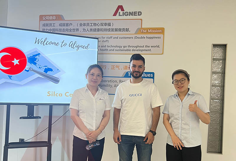Turkey customers visited Aligned Machinery in China to inspect fluidized bed machines
