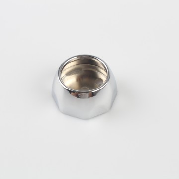 Zinc alloy thickened two-in-one flange with thread