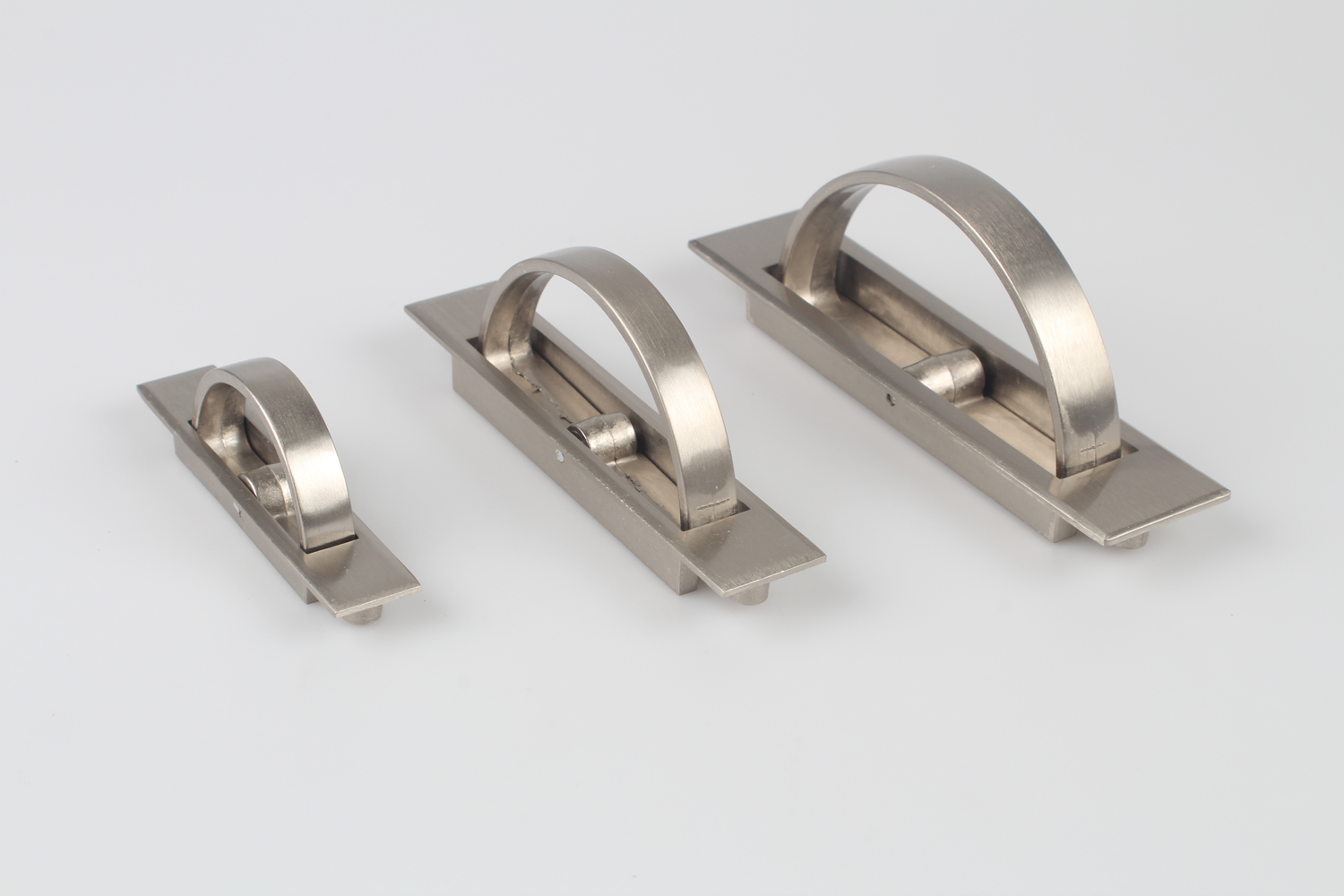 ZHIMAX Zinc Alloy Flush Pull Handles: Stop Rust & Deformation – 5+ Years Durability for Wet Areas