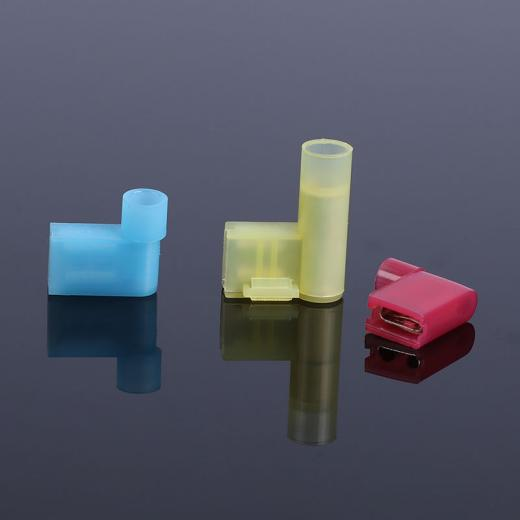 Nylon Insulated Flag Connector for High Vibration Environments