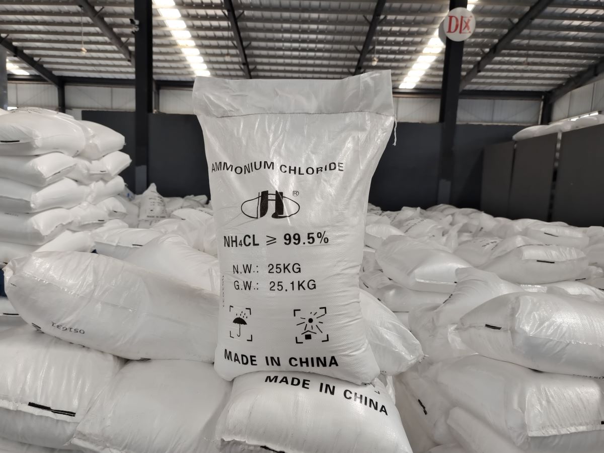 99.5% Electronic Grade Ammonium Chloride for Circuit Boards, Semiconductors & Electroplating1