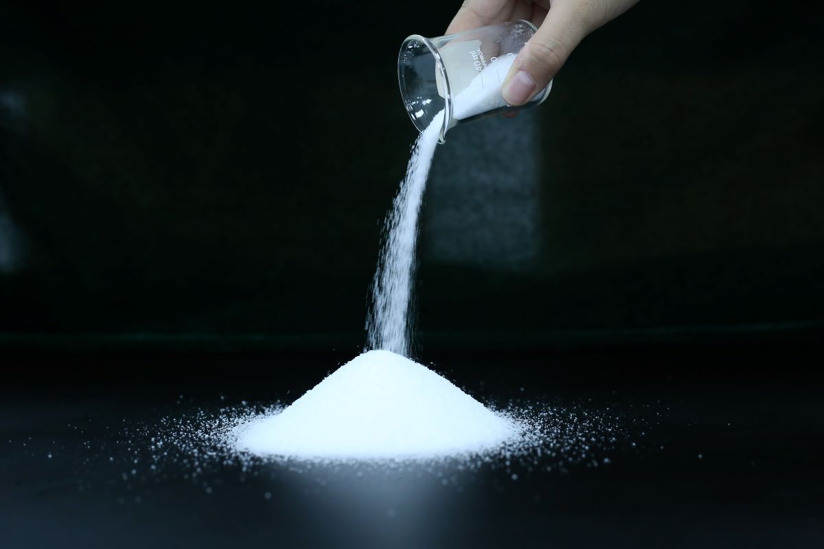 99.5% OEM Refined Analytical Reagent (AR) Grade Ammonium Chloride for Precision Analysis and Laboratory1