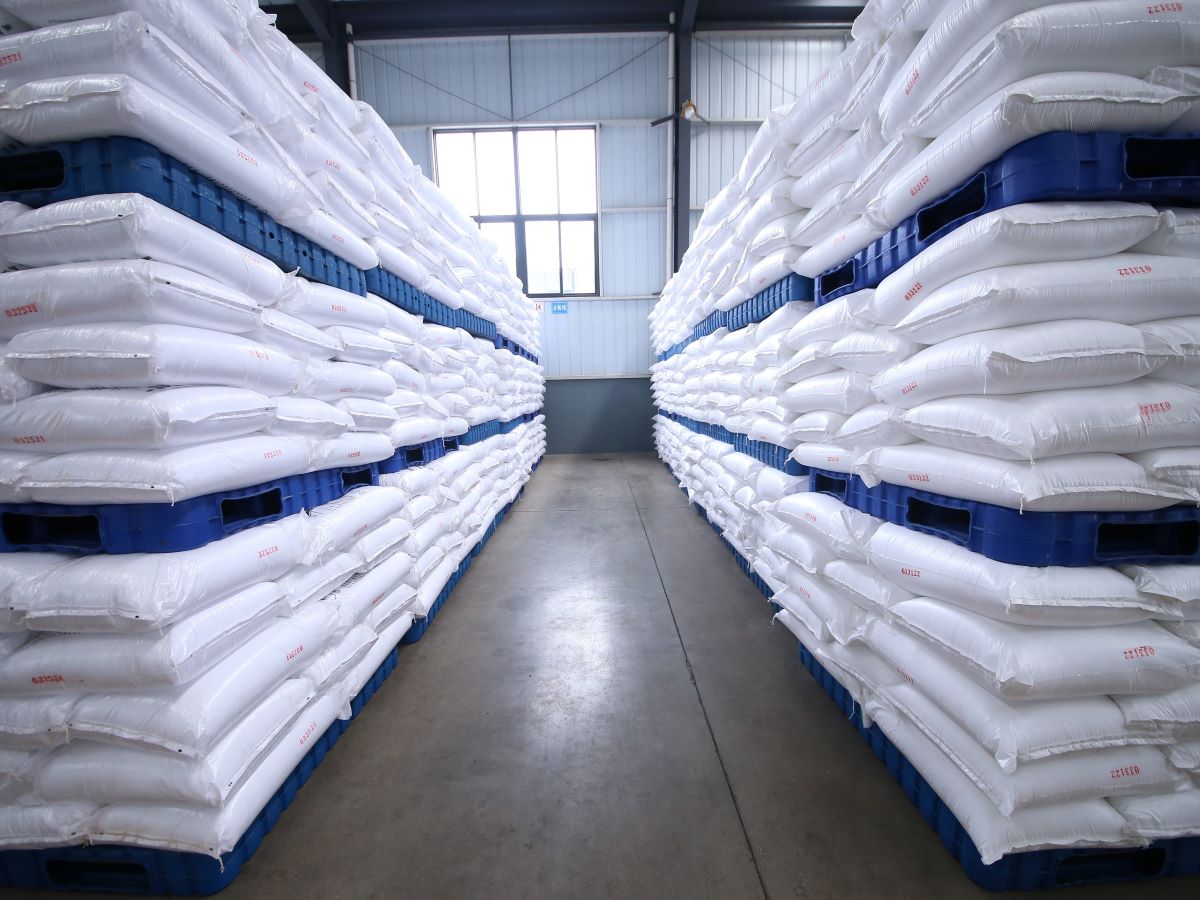 Reagent Grade Ammonium Chloride for Laboratory Research and Analytical Chemistry