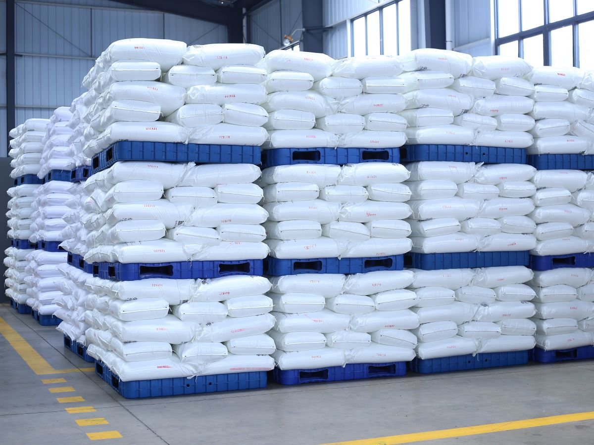 Reagent Grade Ammonium Chloride for Laboratory Research and Analytical Chemistry2