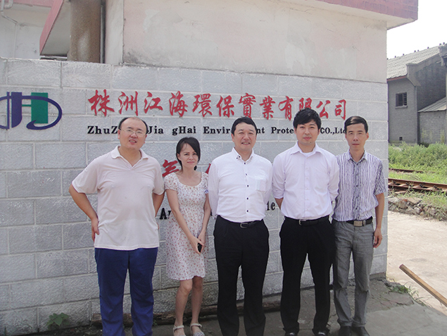 GROUP PHOTO WITH JAPANESE CUSTOMERS