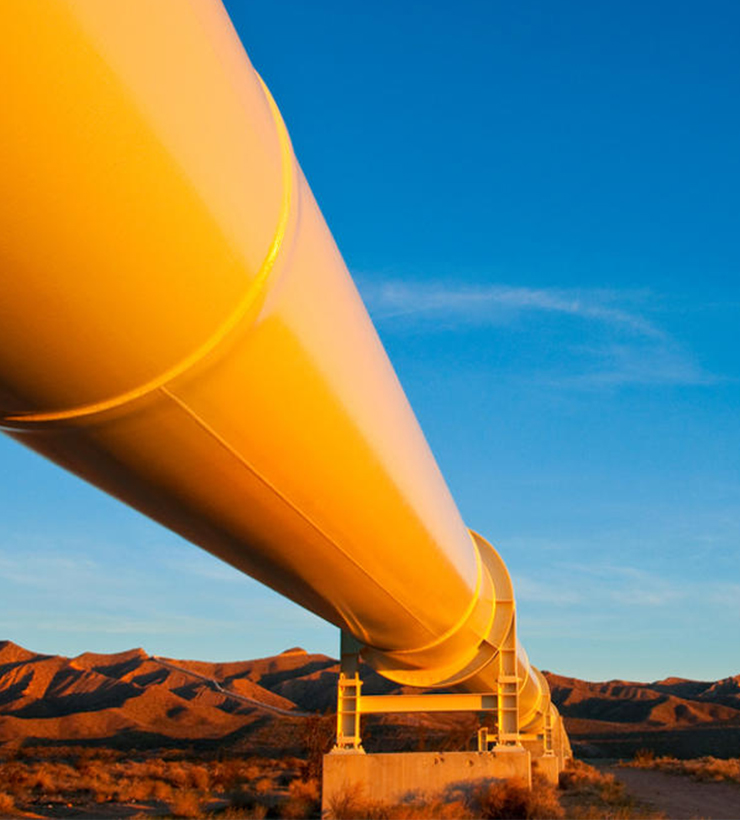 Oilfield chemical corrosion inhibitor for midstream