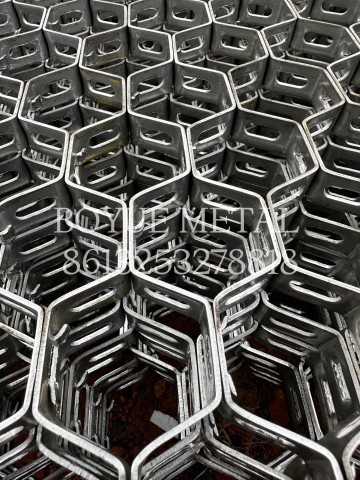 Refractory hexmesh da ake amfani da shi don masana'antar siminti