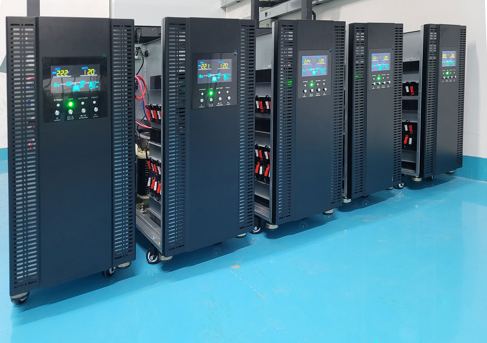 Biphase UPS (dual-phase) UPS with isolation transformer in South America market (2)