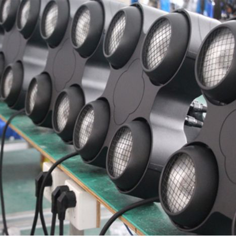 100W Audience LED Blinder Light for Stage3.jpg
