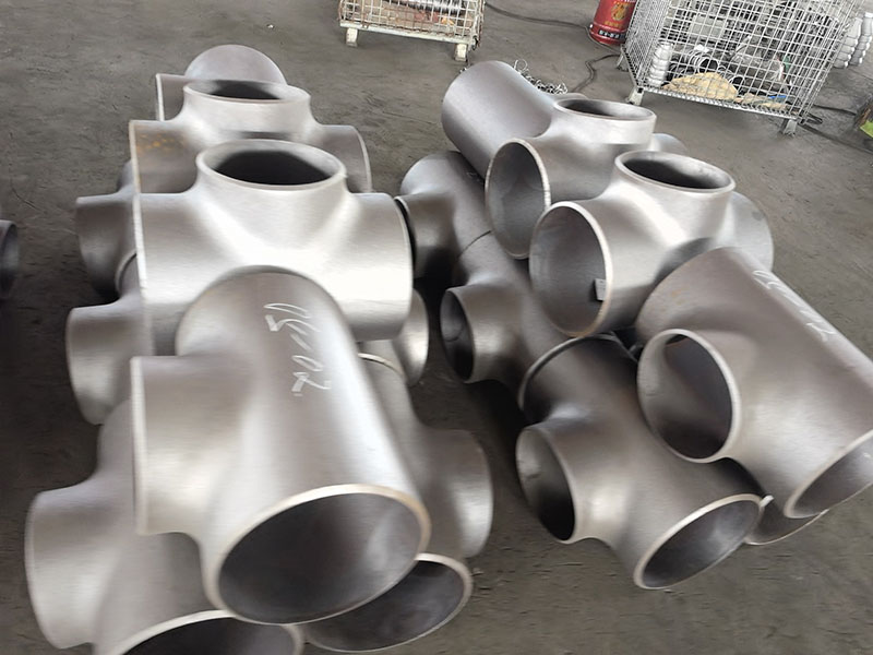 API5l Carbon Steel Black Seamless Pipe Fitting CS Equal Tee001 (3)n6u