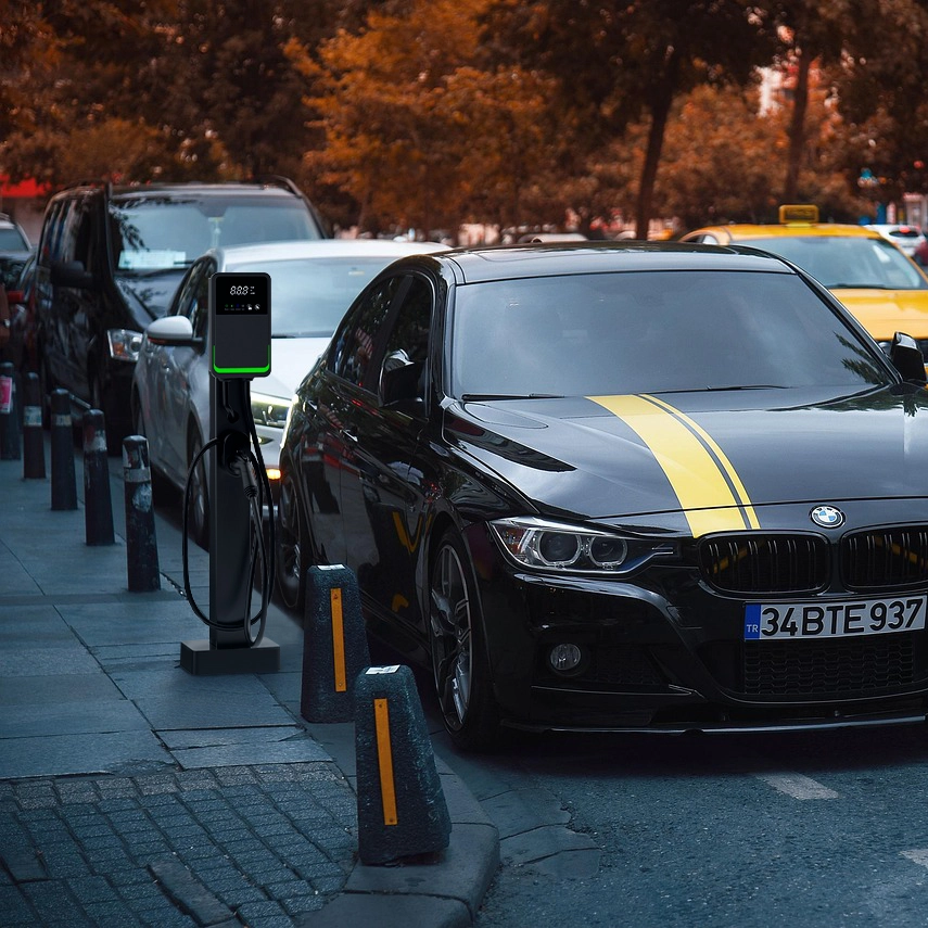 ईभी चार्जिङ स्टेशन केस ३