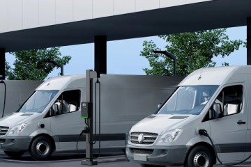 UN1 80 amp EV charger with OCPP