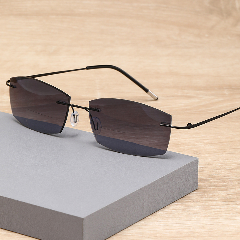 Do Bifocal Sunglasses Work?