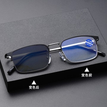 New Arrival Blue Ray Light Blocking Filter Glasses Photochromic Glasses Frame Can Change Color Multifocus Reading Glasses