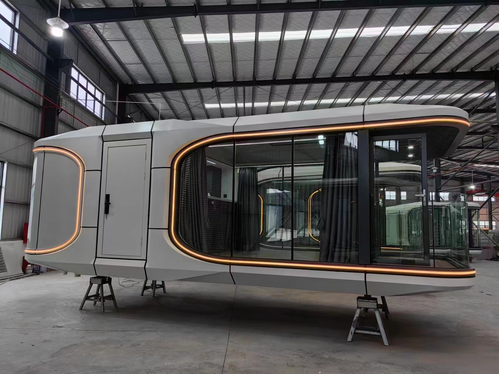 Low Cost Prefabricated space H6phr