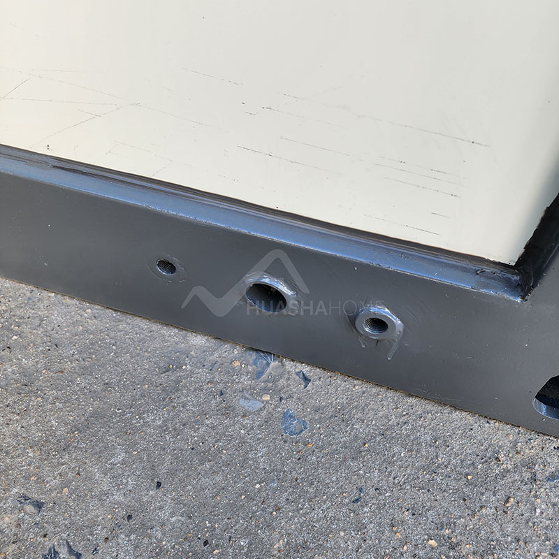 Accessible Portable Toilets03