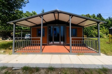 HUASHA Expandable House with Covered Balcony