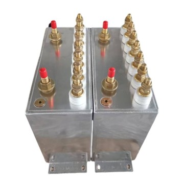 Medium frequency water-cooled capacitor