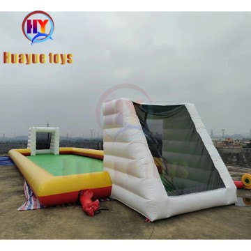 Campo de fútbol inflable - con diseño rojo, amarillo y verde