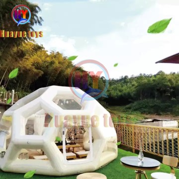 Tienda de fútbol inflable transparente de ensueño