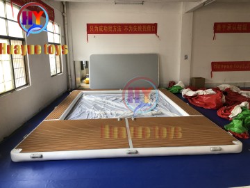 Non-Slip Floating Pool
